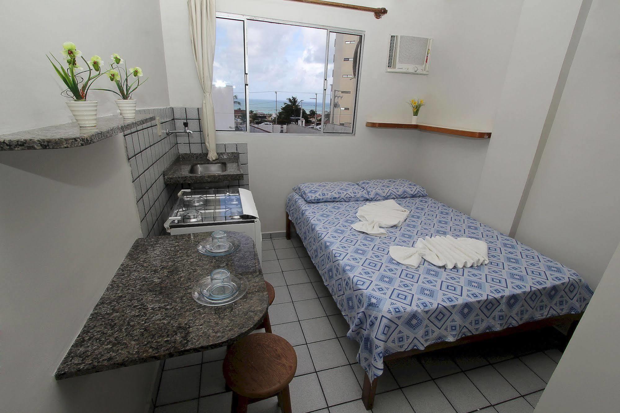 Flat Da Praia 2*